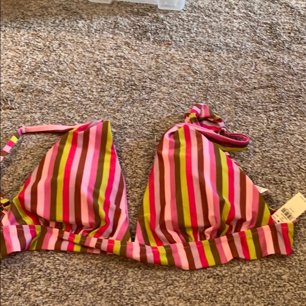 NWT bikini top
